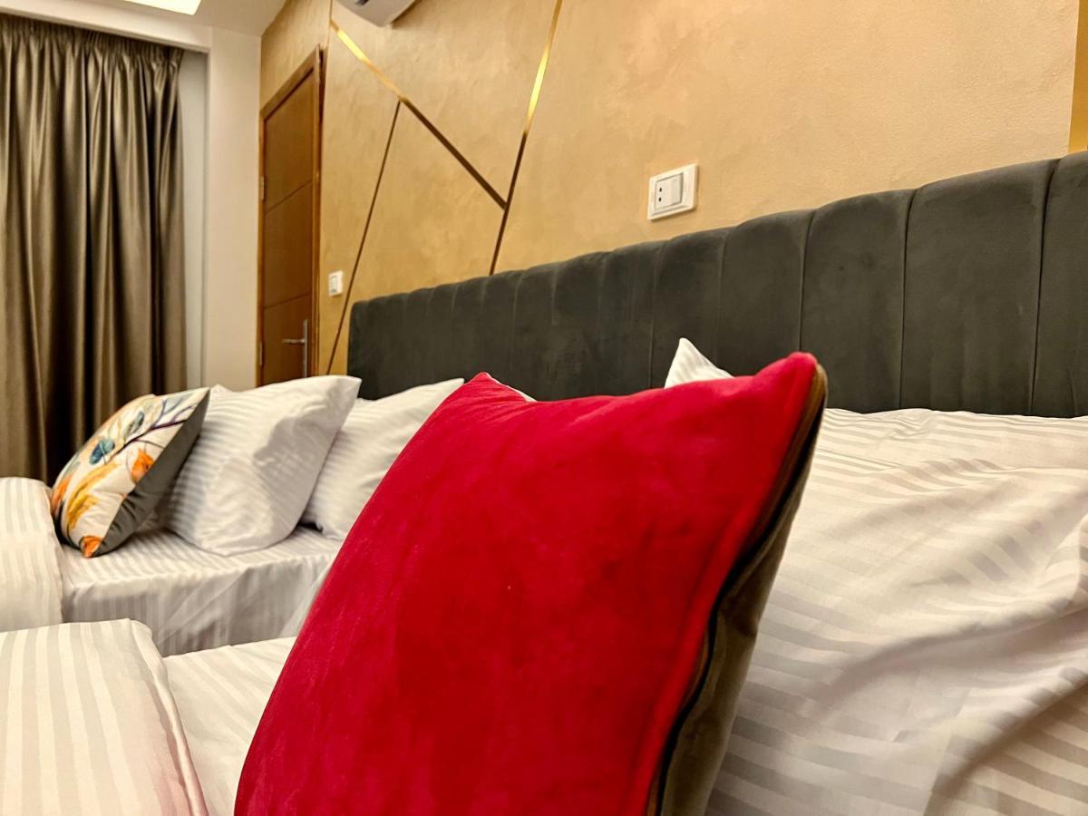 Grand Pyramids Inn Kafrat al Jabal Exterior photo