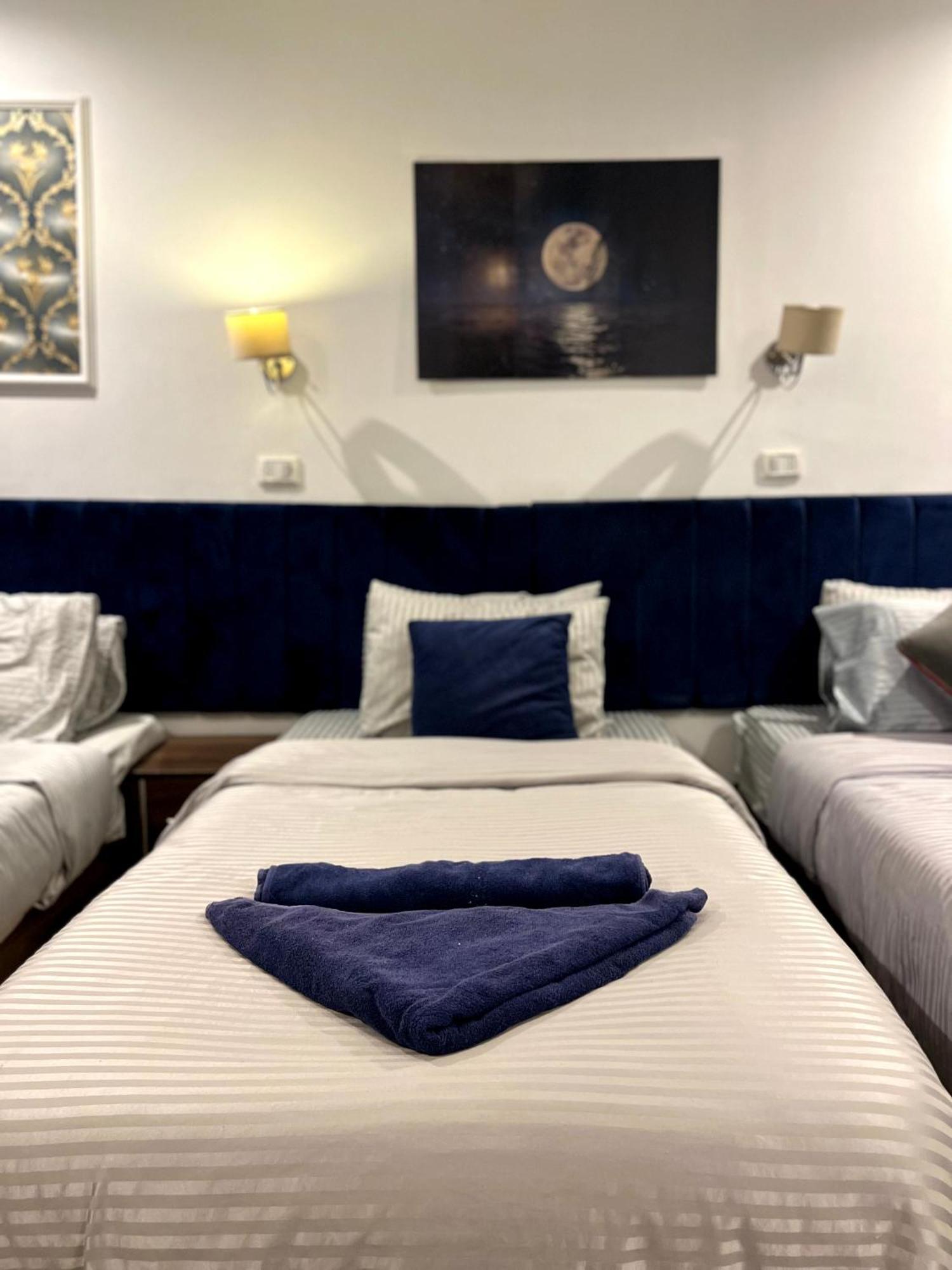 Grand Pyramids Inn Kafrat al Jabal Exterior photo