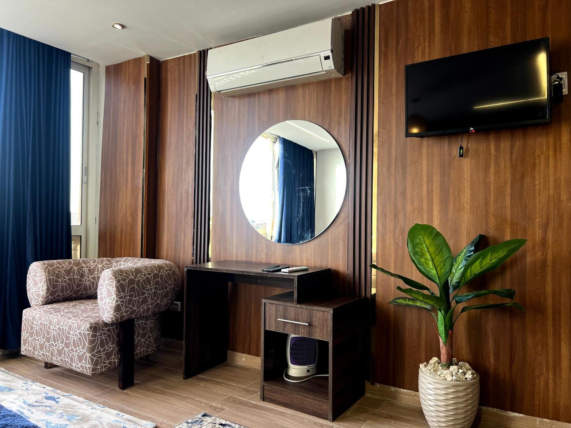 Grand Pyramids Inn Kafrat al Jabal Exterior photo